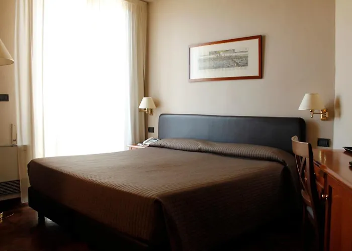 酒店 圣乔治酒店 4*