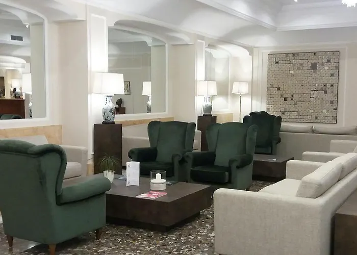 圣乔治酒店 酒店