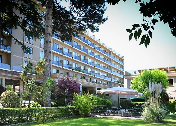 圣乔治酒店 酒店 4*